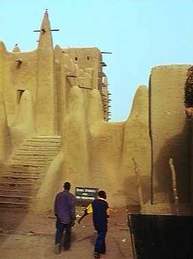 1mali140p.jpg (10123 bytes)