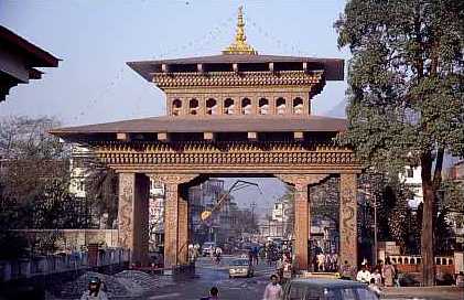 5bhuPuntshol.jpg (26204 bytes)