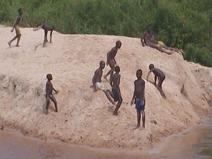 Brazz694.jpg (42227 bytes)