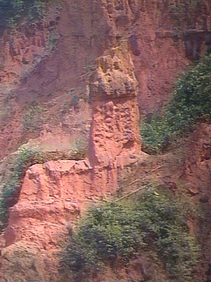 Pointe966.jpg (51147 bytes)
