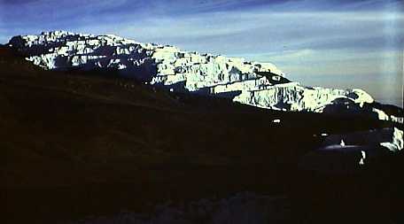 kil crater.jpg (11336 bytes)