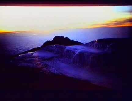 kil sunrise.JPG (7969 bytes)