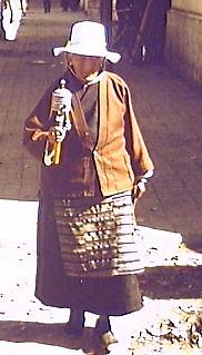 lha134.jpg (14306 bytes)